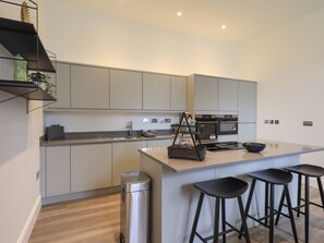 村舍 | 私人厨房 | 冰箱、洗碗机、电热水壶、烤面包机