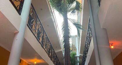 Eccentric Hotel in the heart of the city