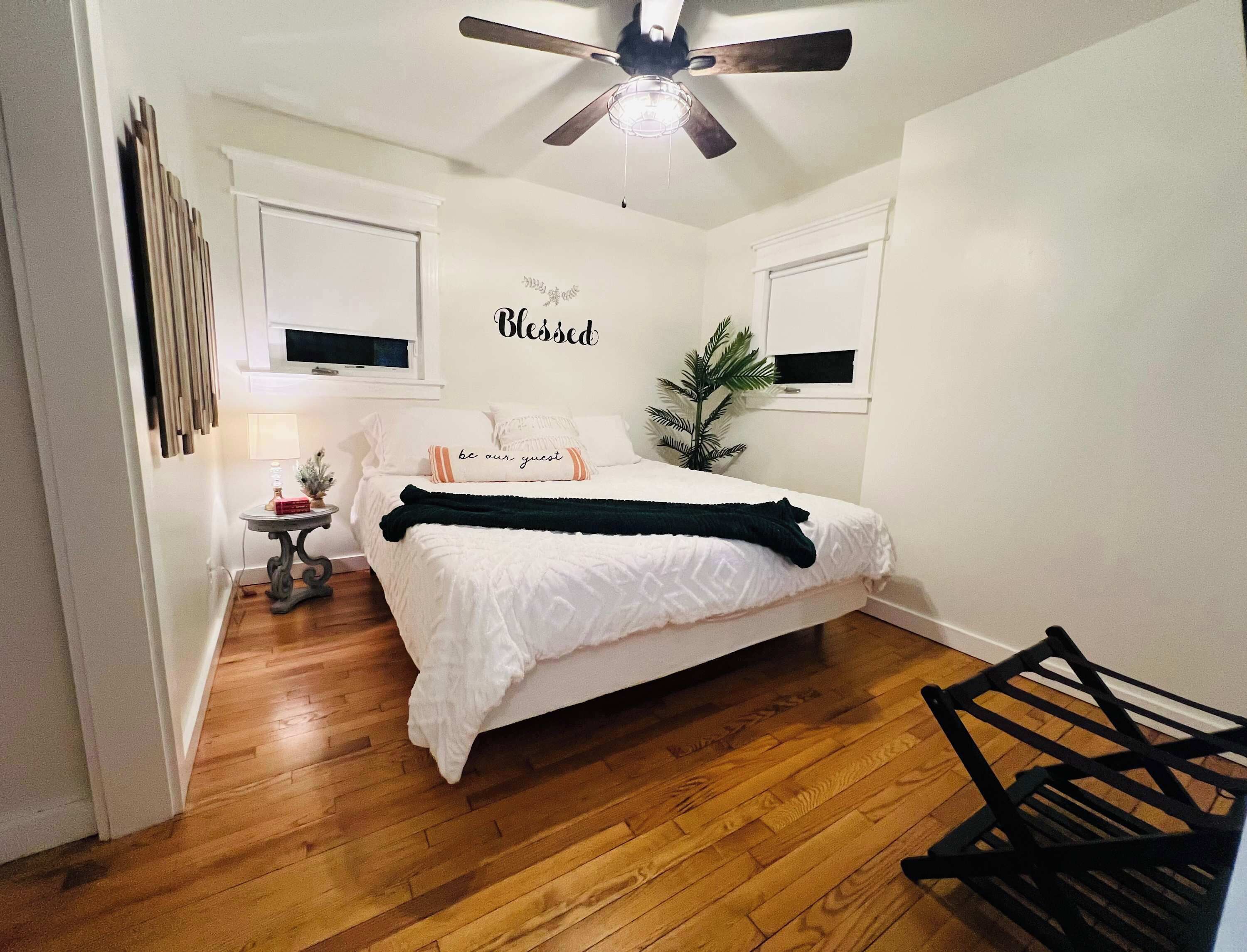 4 室のベッドルーム、アイロン / アイロン台、旅行用ベビーベッド、WiFi