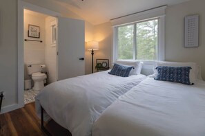 4 chambres, fer et planche à repasser, lit de bébé portatif, Wi-Fi