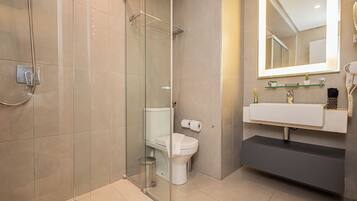 Premium Double Room | Bathroom