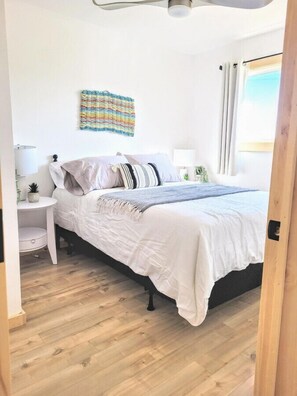 1 bedroom, desk, travel cot, free WiFi