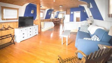 1 bedroom, desk, iron/ironing board, free WiFi