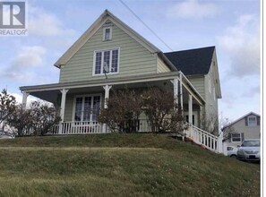 Exterior - Saltwater, ocean views and sunsets (Chéticamp)