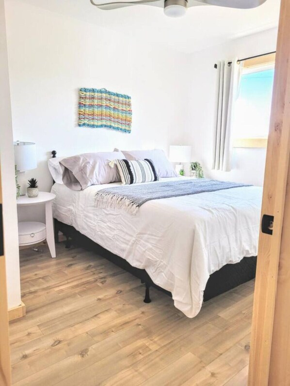 2 bedrooms, iron/ironing board, travel cot, WiFi