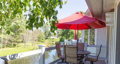 The Cozy Canal Condo