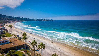Bright and Trendy | Panoramic | Chic | Prime Location