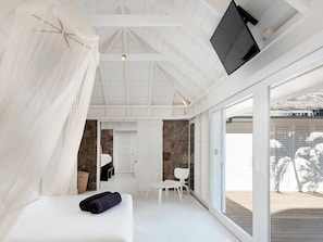 7 Schlafzimmer, Schreibtisch, Bügeleisen/Bügelbrett, WLAN