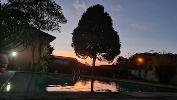 Alberca al aire libre