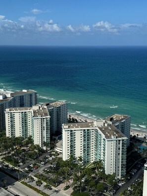 Exterior - Tropical ocean view one bedroom (Hollywood)