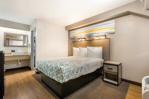 Estudio, 1 cama Queen size, para no fumadores | Escritorio, tabla de planchar con plancha y cunas gratuitas 