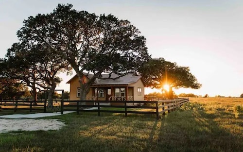 Relax at RMB Longhorn East, a country paradise