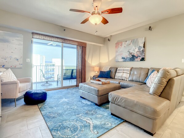 Televisión, reproductor de DVD y estéreo