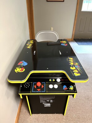 Spielezimmer