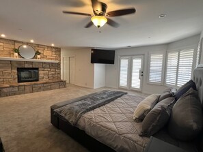 4 habitaciones, tabla de planchar con plancha y wifi gratis