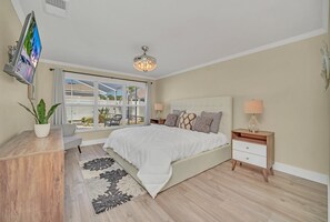 4 dormitorios, cuna de viaje, wifi gratis y ropa de cama