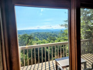 Interior - Vista Greystone Lodge-Incredible view!! Streaming tvs! Wifi! Private! Sleeps 10! (Talking Rock)