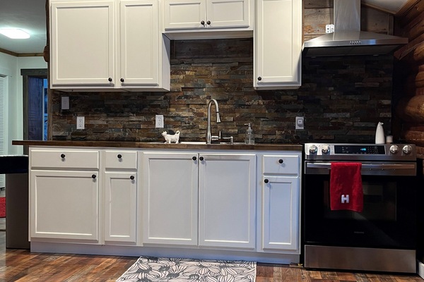 Geladeira, fogão, cooktop, cafeteira/chaleira