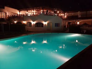 Piscina externa