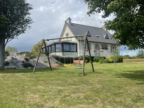 Children's area - La Maison d'Annie - PLEHEDEL (PLEHEDEL)