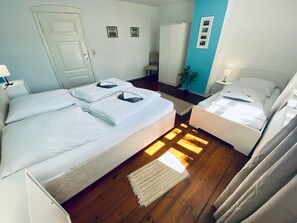 9 bedrooms, desk, iron/ironing board, travel crib