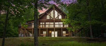 Secluded Cabin w/ Natural Swim Hole-HotTub-Trails