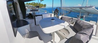 Bora-Bora Catamaran tripdon't book before we make sure we have boat available