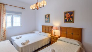 2 bedrooms, travel cot - Villa Paco At Home Torrox by Ruralidays (Málaga)