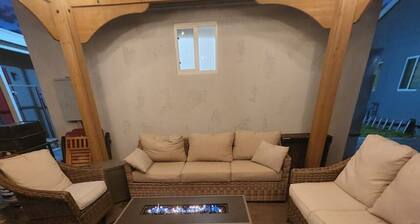 Upstairs studio on 13 st