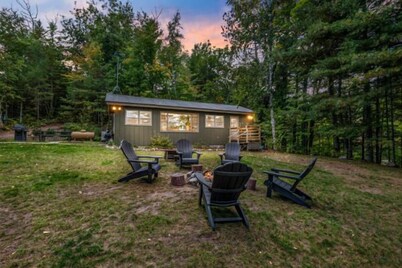 Private Peninsula Cabin 15 minutes from downtown Lakewood, WI