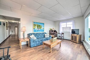 TV, books, offices - Walkable St Ignace Condo w/ Lake Huron Views (St. Ignace)