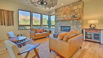 Smart TV, fireplace, DVD player, books