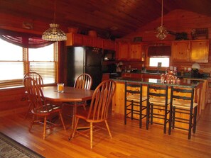 Dining - Amazing Grace in Shagbark (Pigeon Forge)