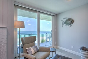 TV - GREAT PRICE FOR FABULOUS LOCATION! (Indian Rocks Beach)