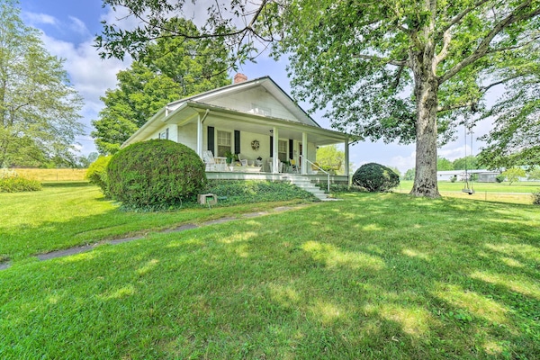 Sparta Vacation Rental | 2BR | 1.5BA | 1,590 Sq Ft | 5 Steps to Access