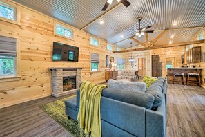 TV, fireplace - Hot Tub Relaxation! Dreamy Cabin Near Beavers Bend (Broken Bow)