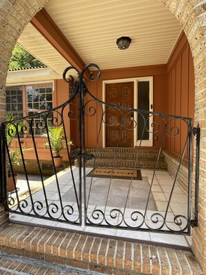 Exterior detail - Relaxing Mediterranean style home w/hot tub, 2 golf carts, private beach access (Myrtle Beach)