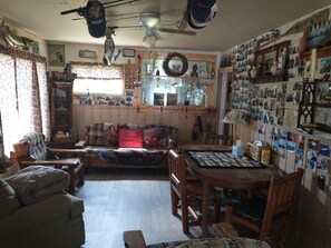 Interior - Spacious 3br cabin 4 blks from Leech Lake. All appliances and spectacular patio! (Federal Dam)