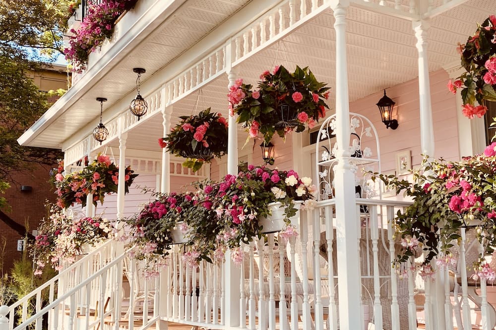 Maison Rose - Sainte-Marthe-sur-le-Lac
