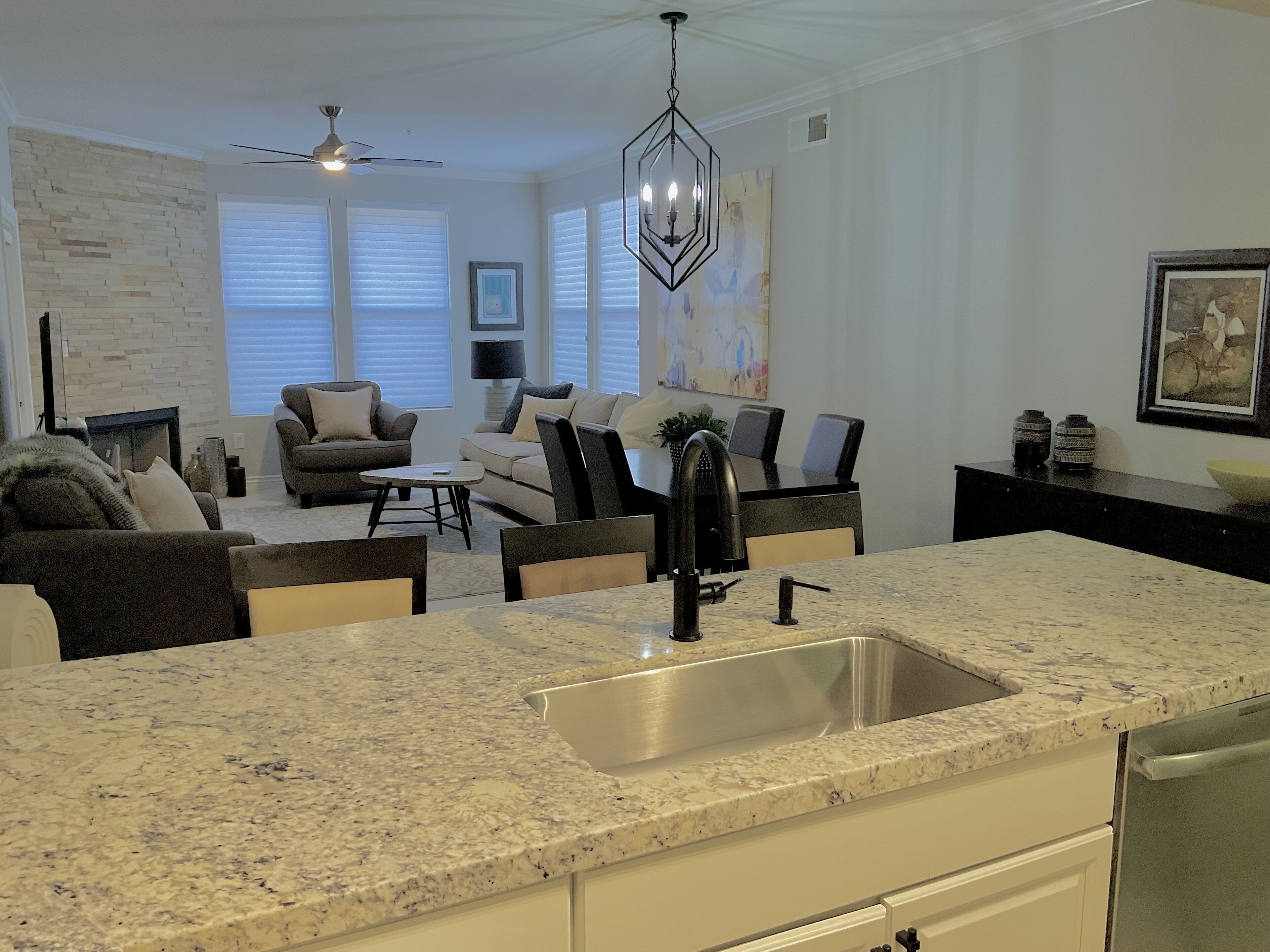 Scottsdale Gated Main Floor condo @ the Venu @ Grayhawk w pools, chef and gym