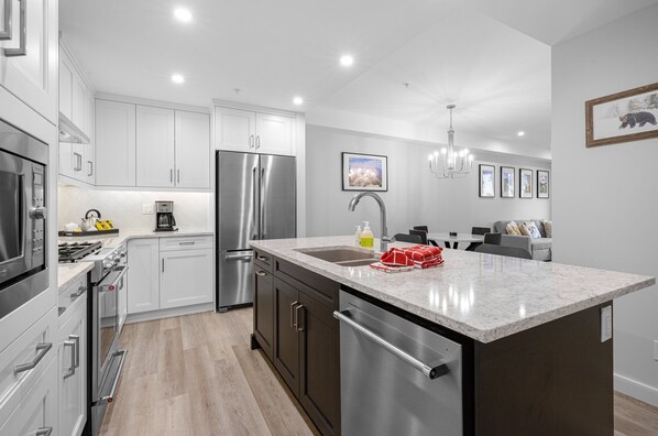 Microwave, oven, stovetop, dishwasher
