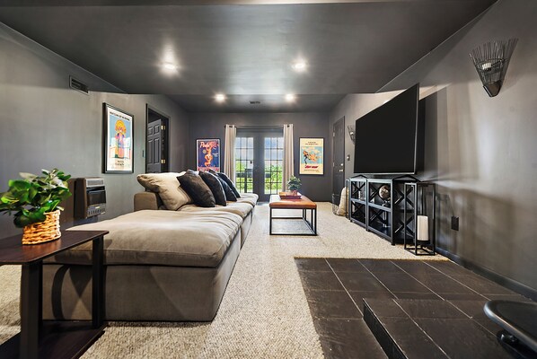 Smart TV, video games, stereo
