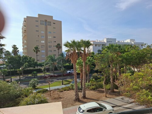 Central 2-Bed Apartment in Estepona Port