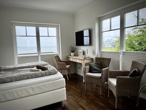 2 habitaciones, tabla de planchar con plancha y wifi gratis 