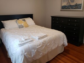 3 chambres, bureau, fer et planche à repasser, Wi-Fi gratuit