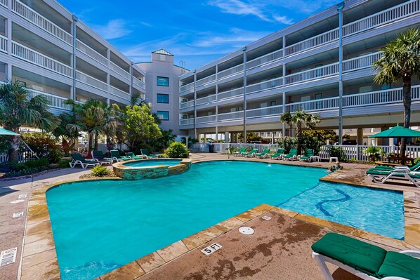 Pool - 1st-floor condo with balcony, on-site pool, washer/dryer, grills, outdoor shower (Galveston)
