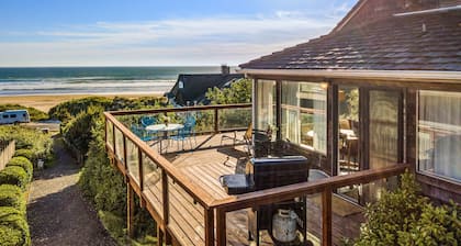 3-story dog-friendly beachfront home with wood stove, gas grill, deck & views