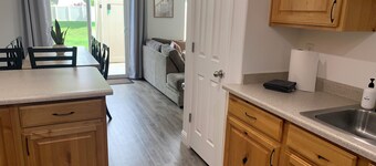 Cozy Townhome Gathering Spot