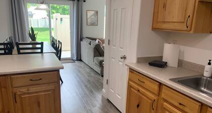 Cozy Townhome Gathering Spot