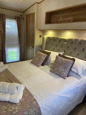 2 sovrum, strykjärn/strykbräda, gratis wi-fi och sängkläder